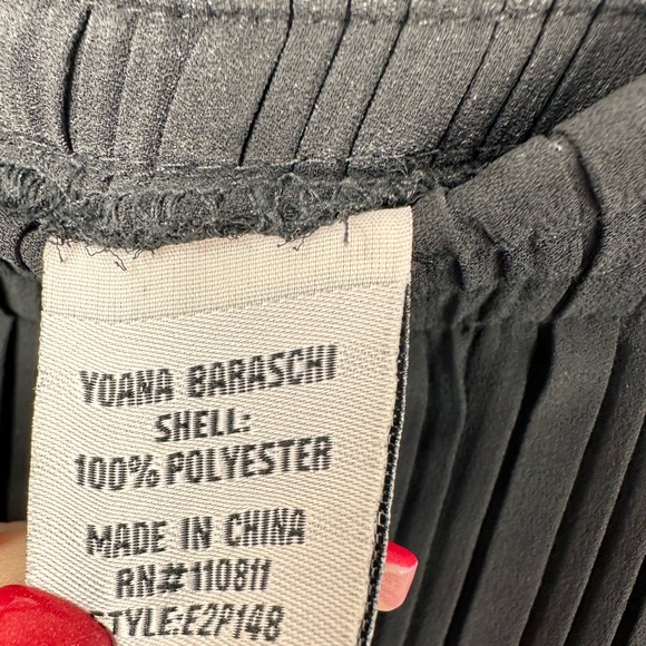 Yoana Baraschi Wide Leg Pleated Solid Black Pants Womens Medium Cropped Pant - Picture 5 of 8